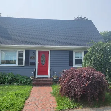 30 Charles Street Villa Salem Exterior photo